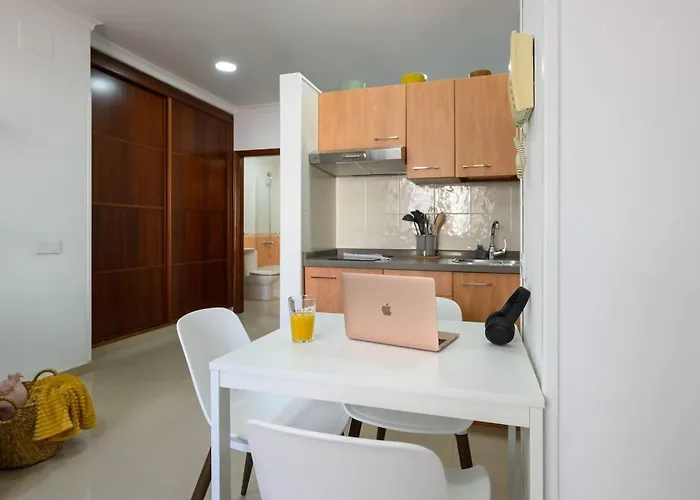 Апартаменты Private Parking Included Dream Gravina